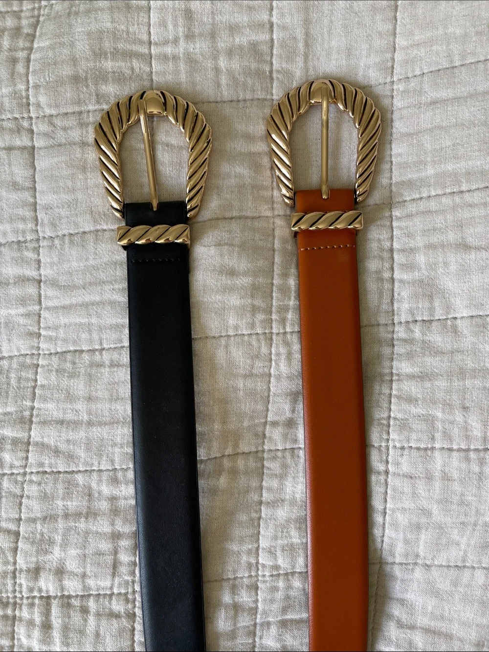 | Revolve | Leather Belt with Gold Rope Buckle - Black and Cognac